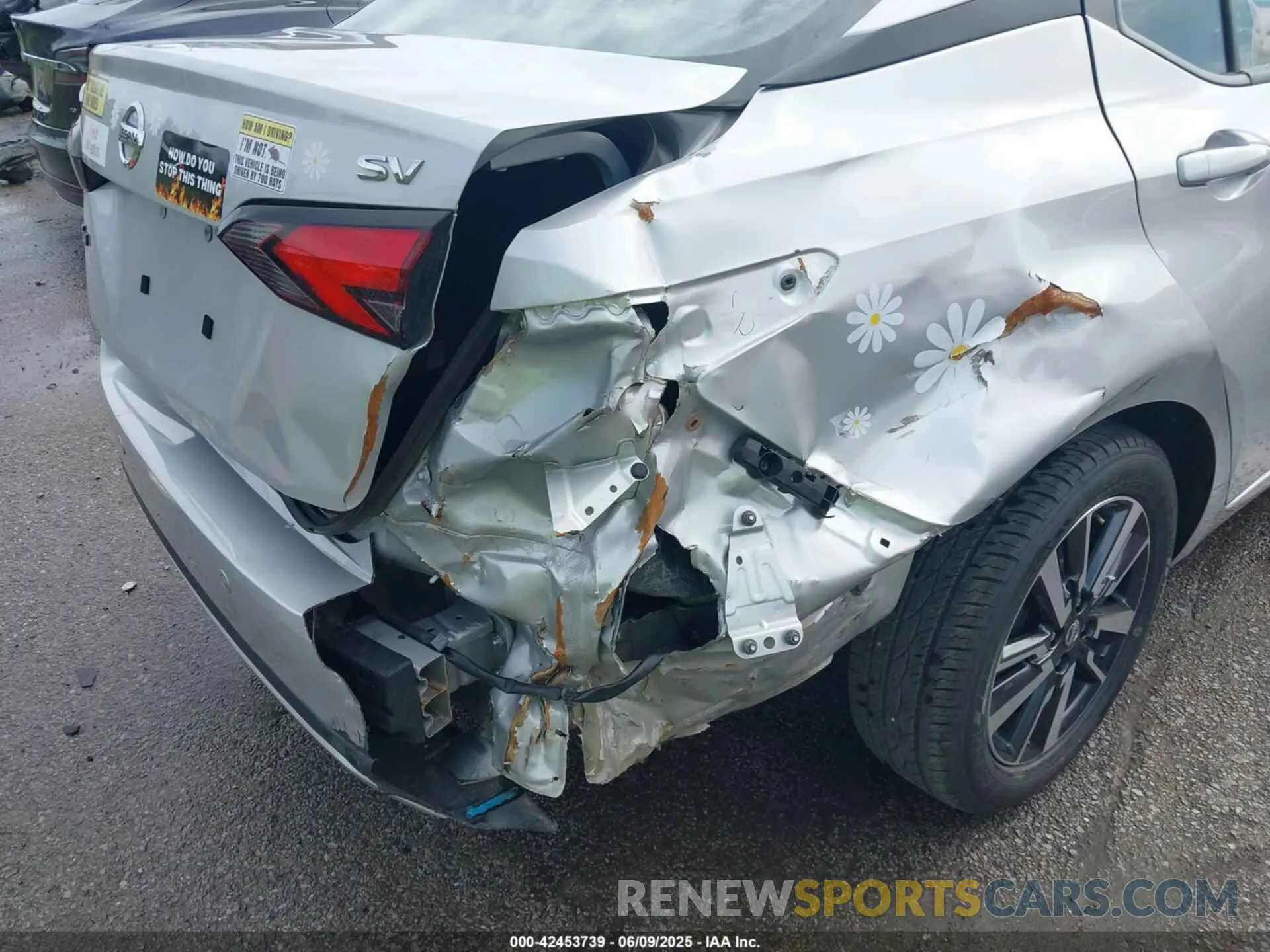 6 Фотография поврежденного автомобиля 3N1CN8EV5ML858870 NISSAN VERSA 2021