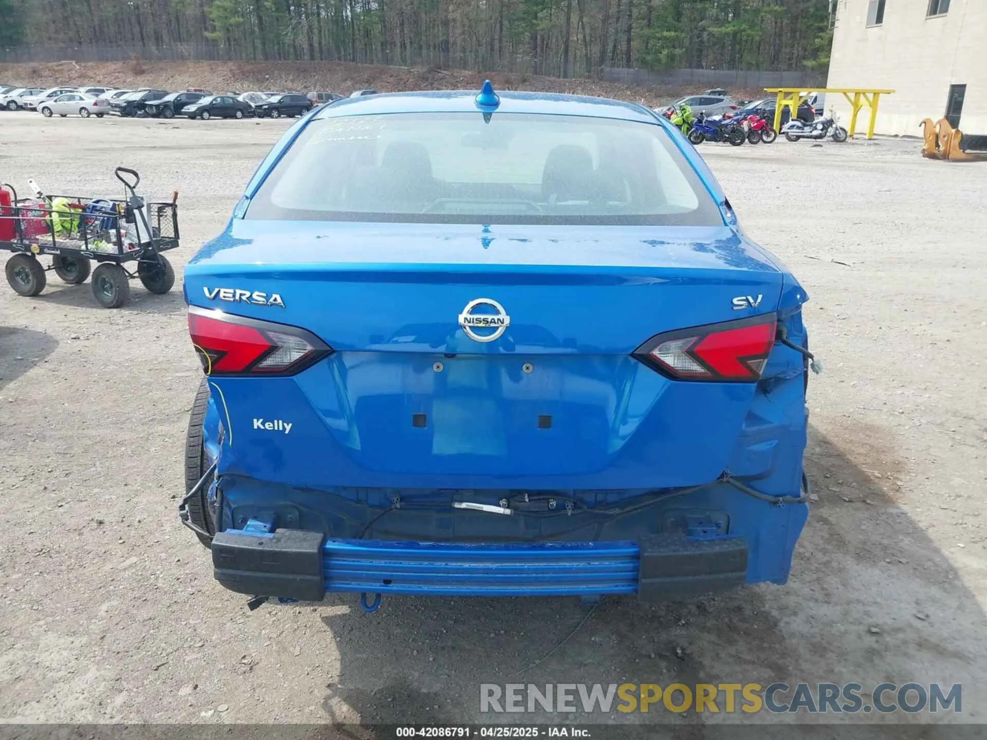 17 Photograph of a damaged car 3N1CN8EV5ML872963 NISSAN VERSA 2021
