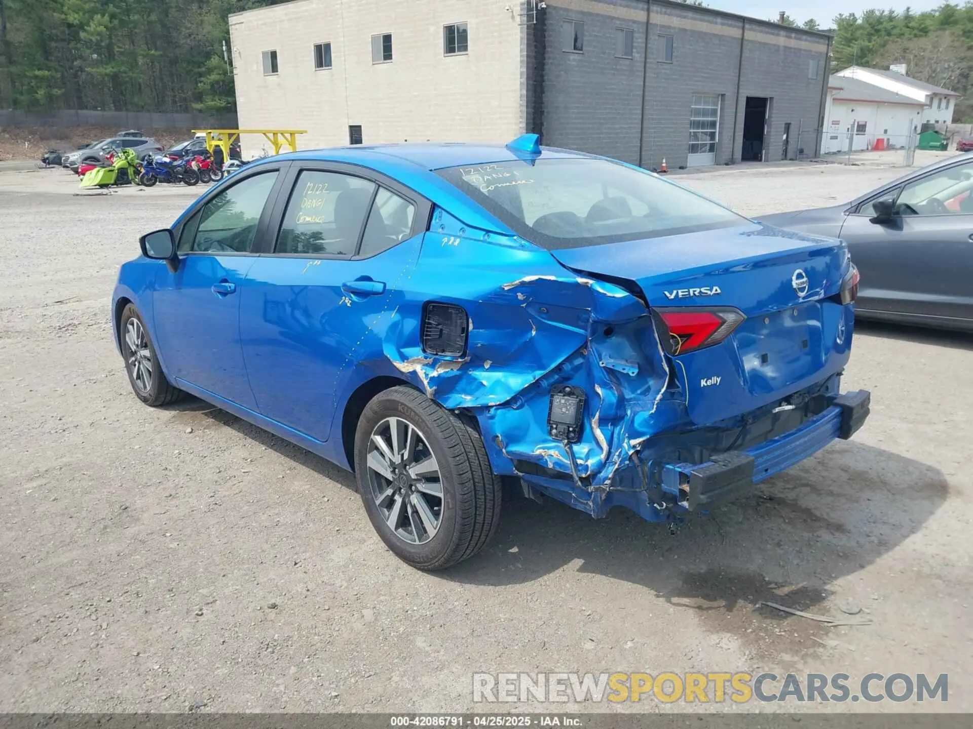 3 Photograph of a damaged car 3N1CN8EV5ML872963 NISSAN VERSA 2021
