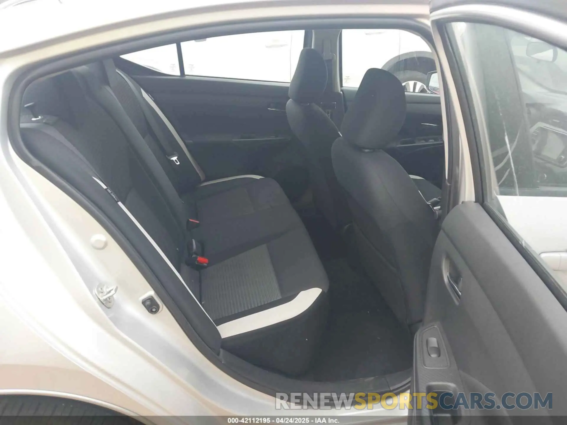 8 Photograph of a damaged car 3N1CN8EV5ML905900 NISSAN VERSA 2021