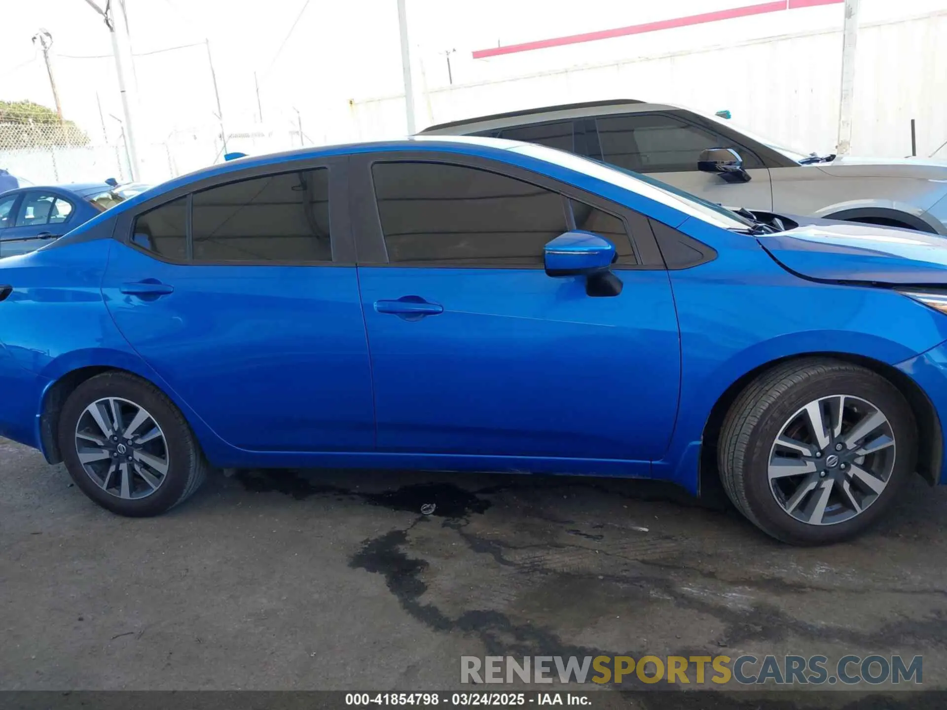 13 Photograph of a damaged car 3N1CN8EV5ML922468 NISSAN VERSA 2021