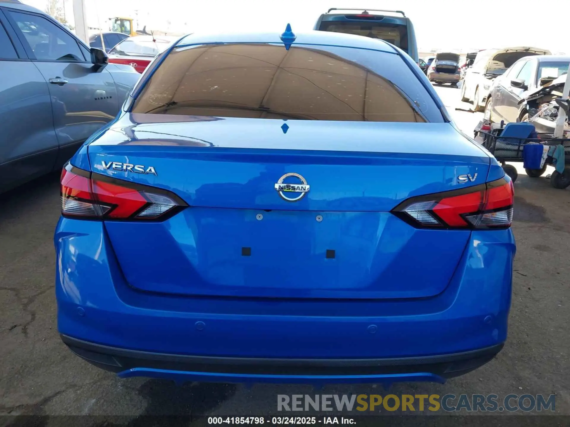 16 Photograph of a damaged car 3N1CN8EV5ML922468 NISSAN VERSA 2021