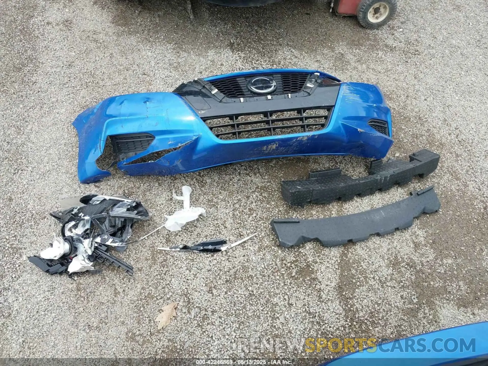 12 Photograph of a damaged car 3N1CN8EV6ML825795 NISSAN VERSA 2021