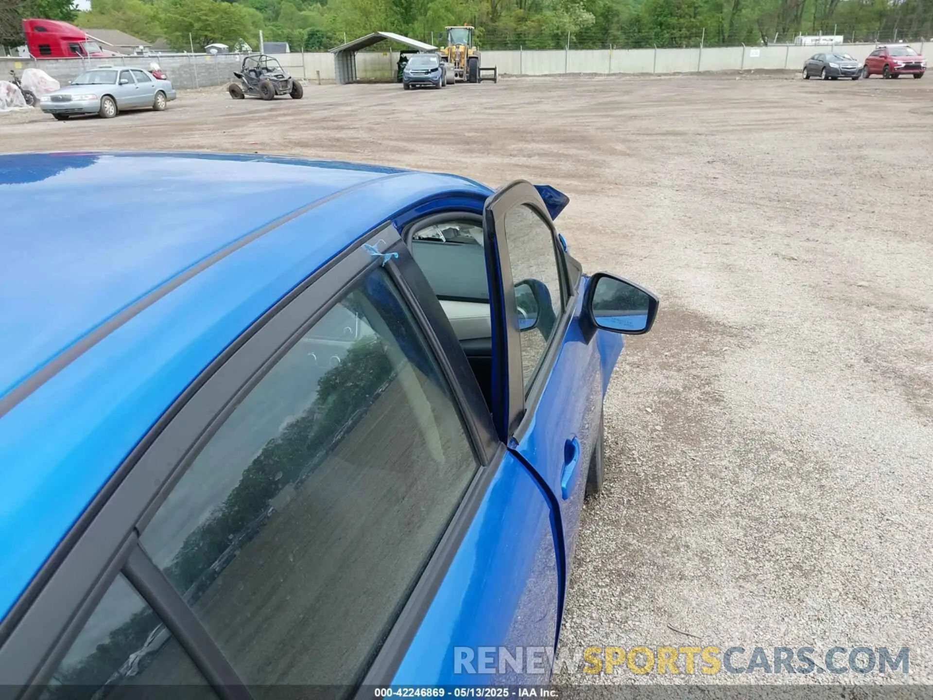 19 Photograph of a damaged car 3N1CN8EV6ML825795 NISSAN VERSA 2021