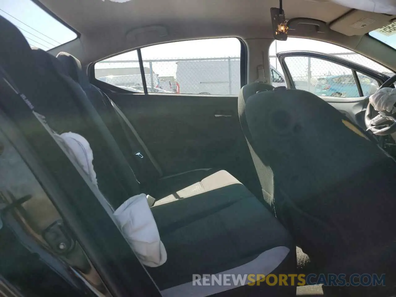 10 Photograph of a damaged car 3N1CN8EV6ML853970 NISSAN VERSA 2021