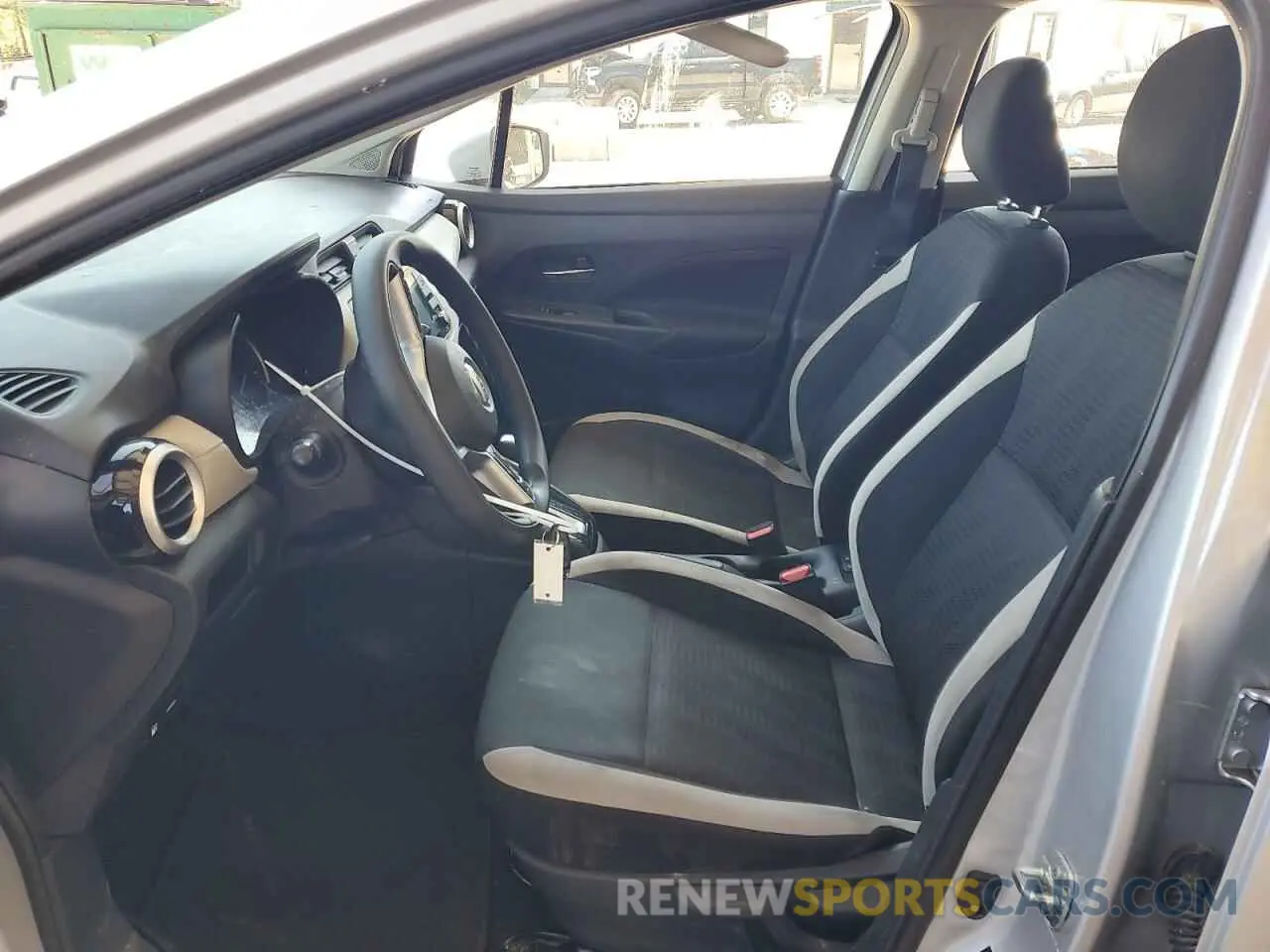 7 Photograph of a damaged car 3N1CN8EV6ML876682 NISSAN VERSA 2021