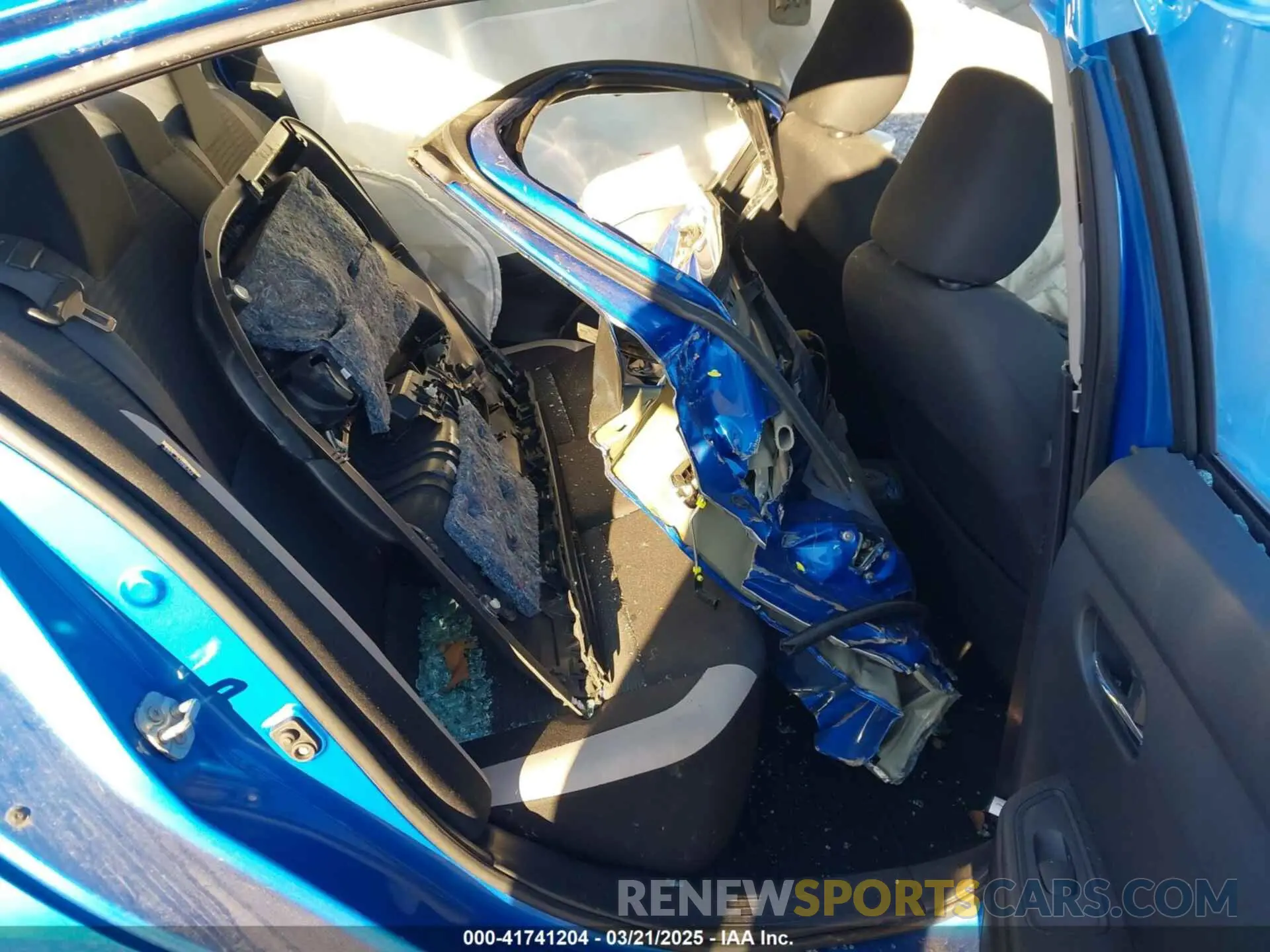 8 Photograph of a damaged car 3N1CN8EV7ML833968 NISSAN VERSA 2021