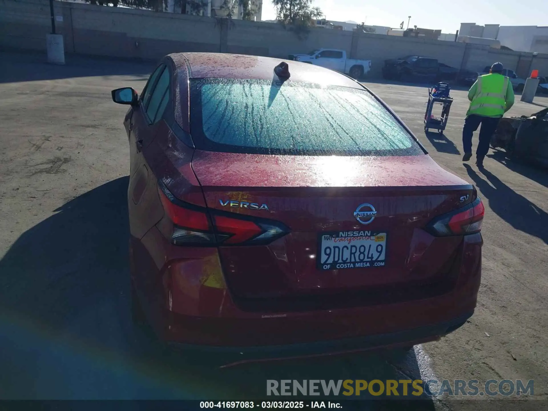 17 Photograph of a damaged car 3N1CN8EV7ML859406 NISSAN VERSA 2021