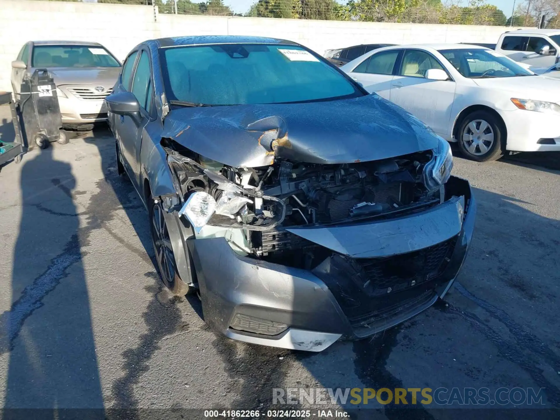 1 Photograph of a damaged car 3N1CN8EV7ML862046 NISSAN VERSA 2021