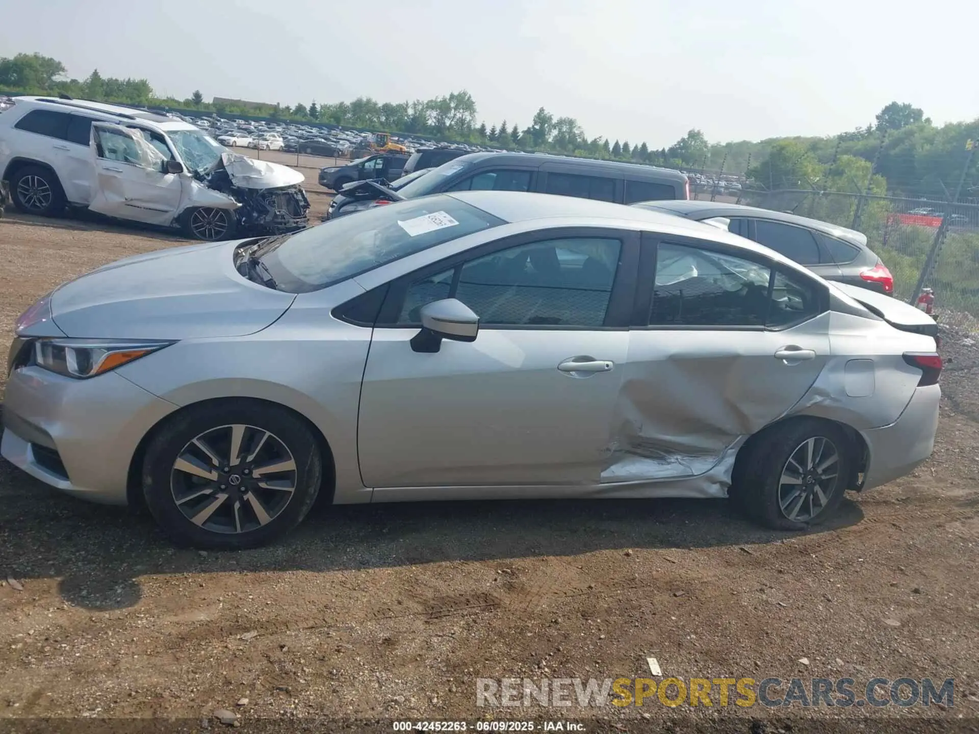14 Photograph of a damaged car 3N1CN8EV7ML889070 NISSAN VERSA 2021