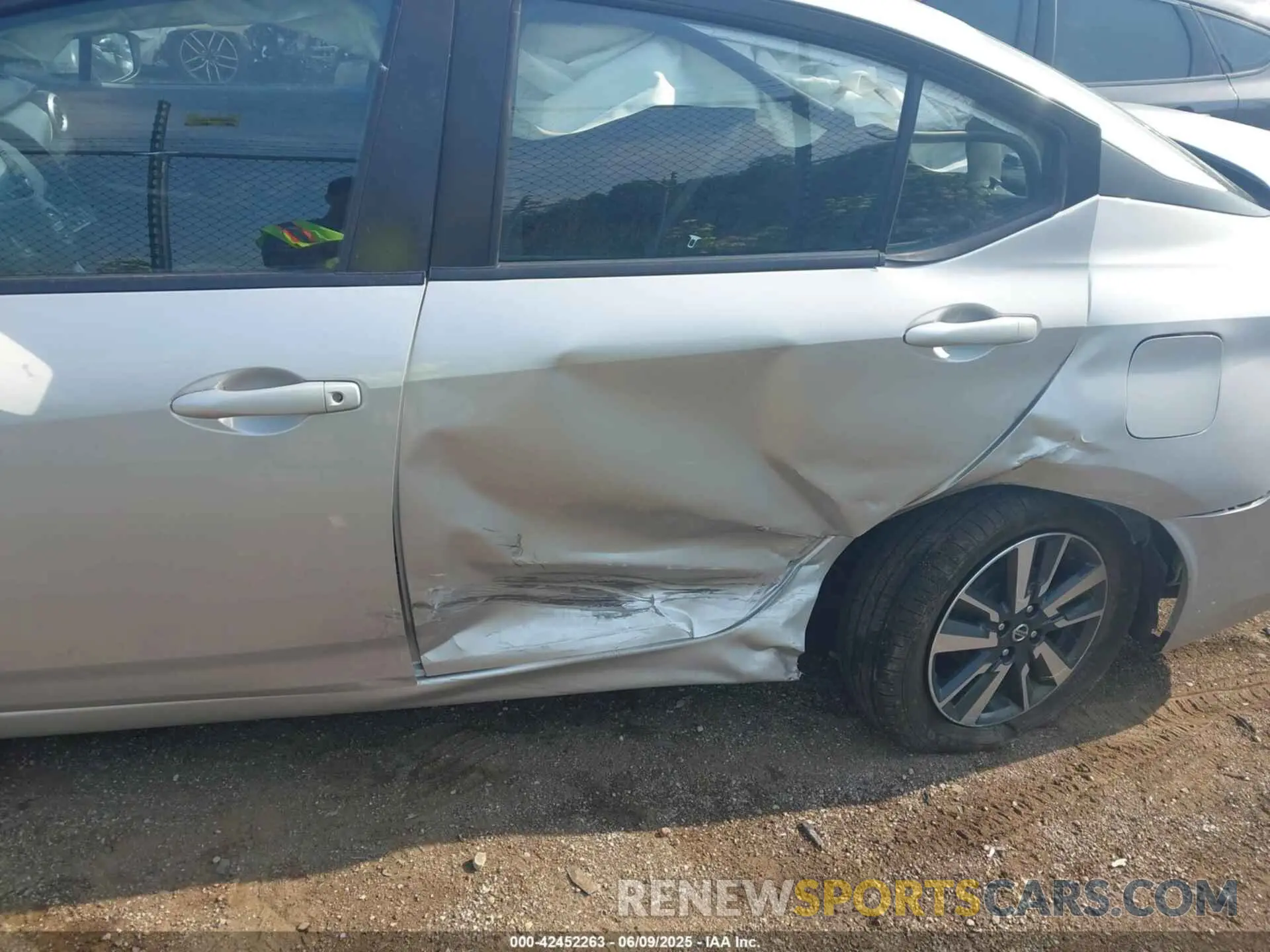 6 Photograph of a damaged car 3N1CN8EV7ML889070 NISSAN VERSA 2021