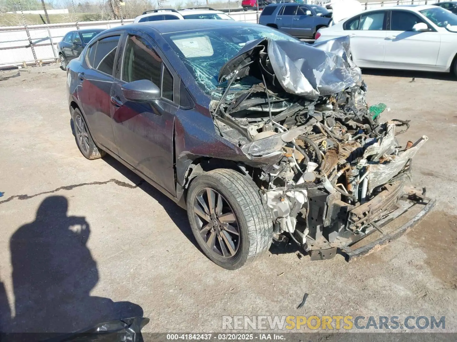 1 Фотография поврежденного автомобиля 3N1CN8EV8ML807735 NISSAN VERSA 2021