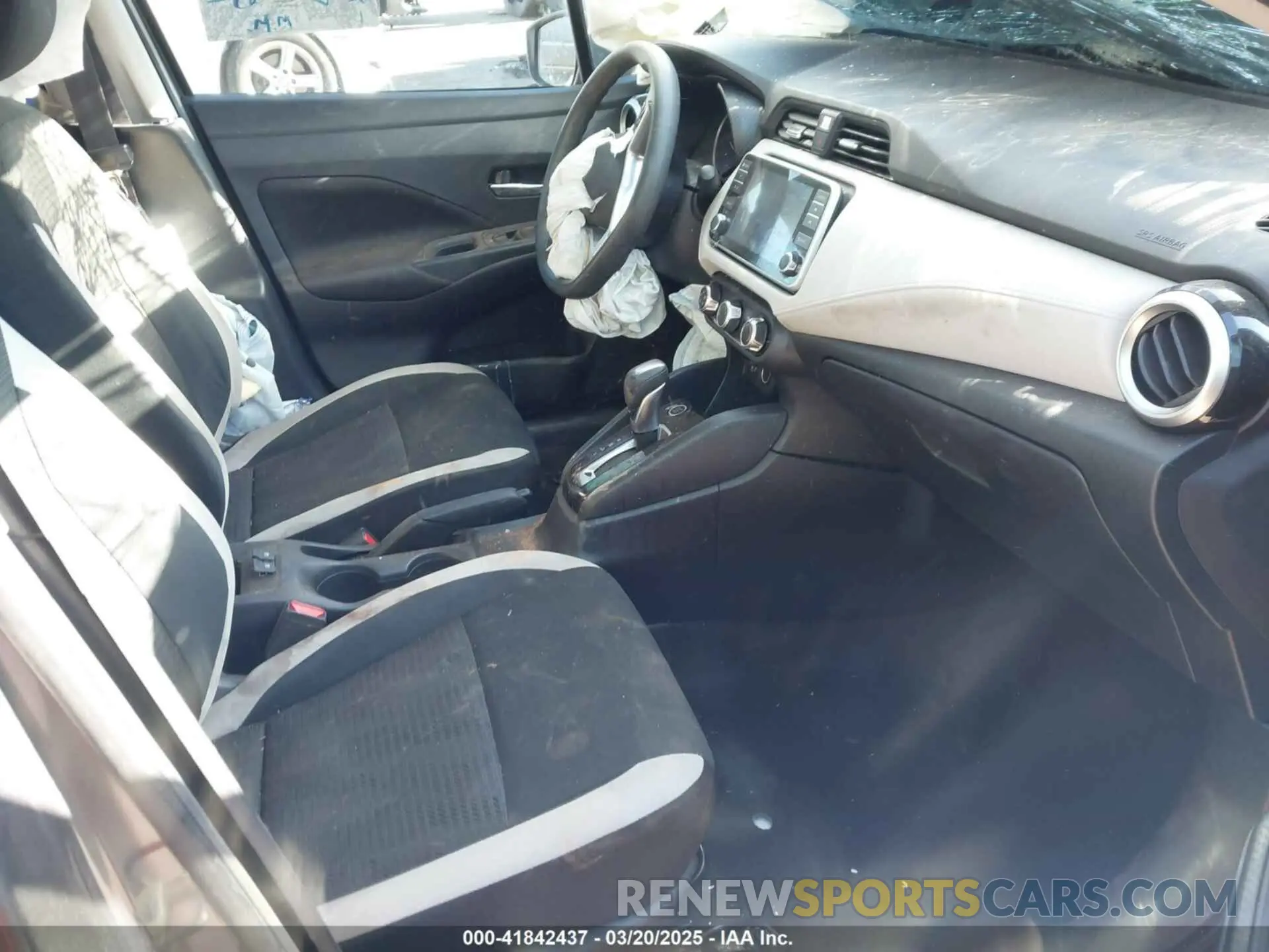 5 Фотография поврежденного автомобиля 3N1CN8EV8ML807735 NISSAN VERSA 2021