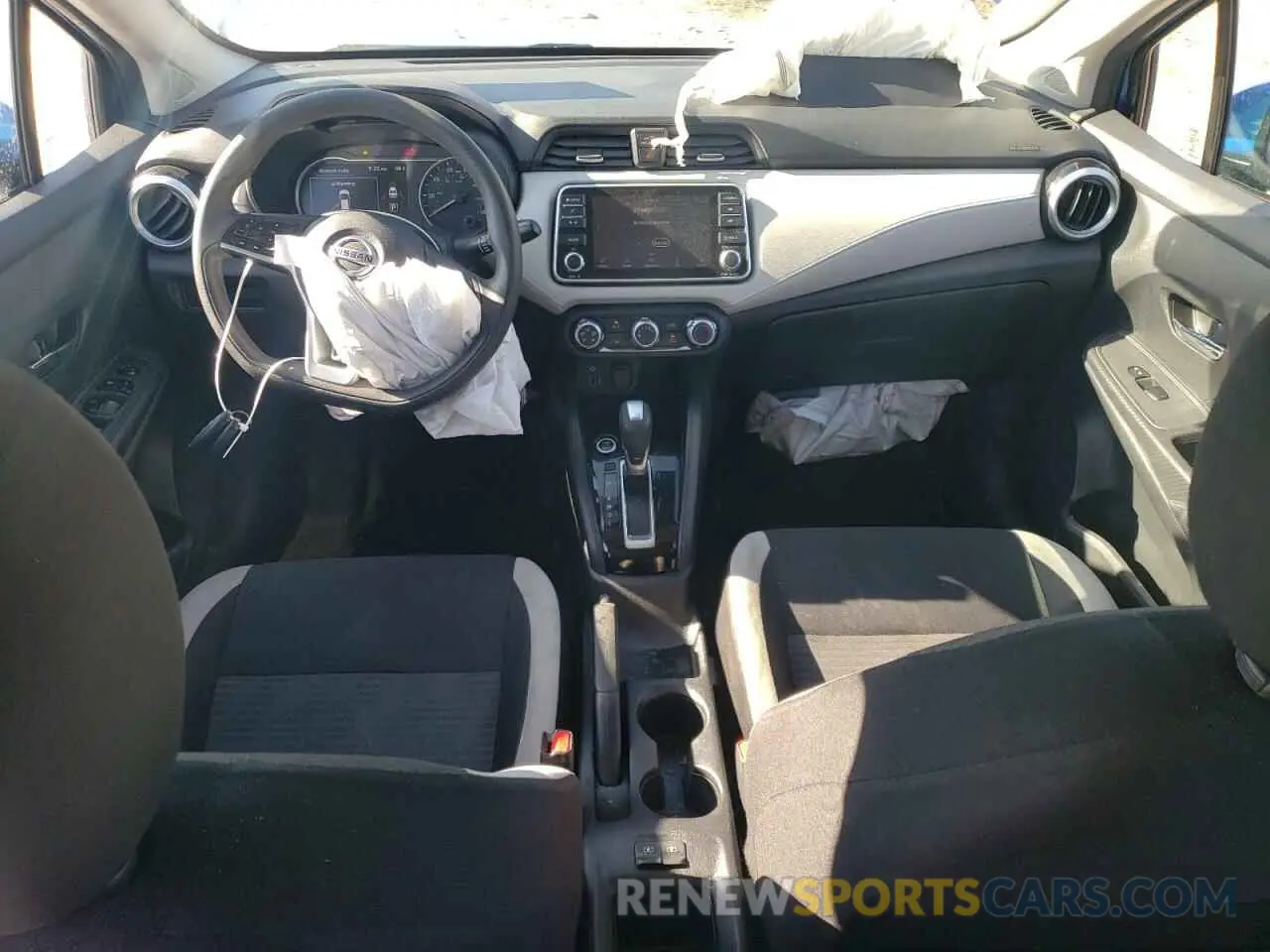 8 Photograph of a damaged car 3N1CN8EV8ML811400 NISSAN VERSA 2021