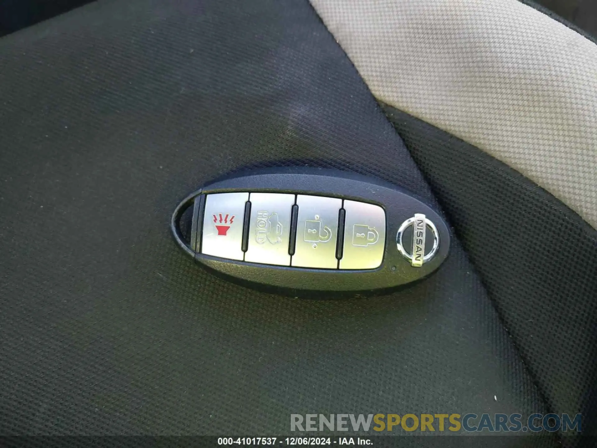 11 Фотография поврежденного автомобиля 3N1CN8EV8ML847281 NISSAN VERSA 2021