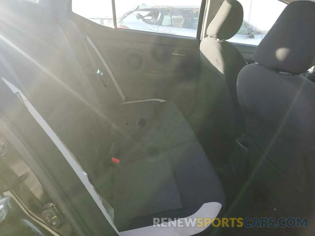 10 Photograph of a damaged car 3N1CN8EV8ML890616 NISSAN VERSA 2021