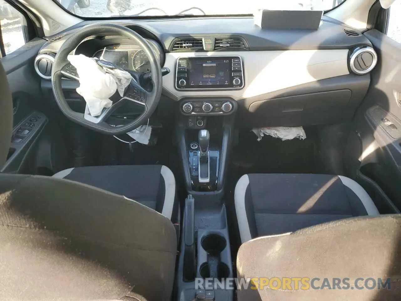 8 Photograph of a damaged car 3N1CN8EV8ML890616 NISSAN VERSA 2021