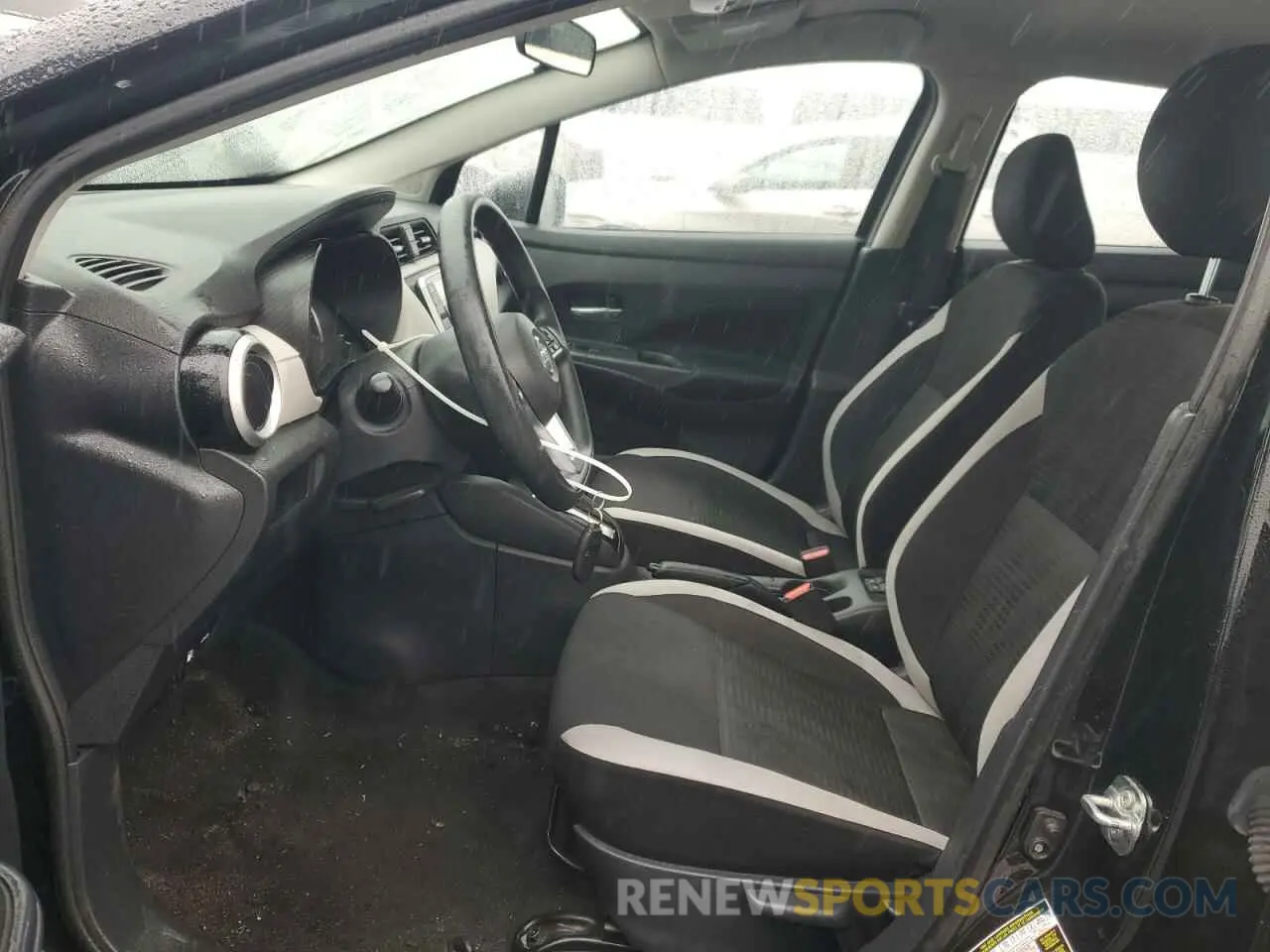 7 Photograph of a damaged car 3N1CN8EV9ML826424 NISSAN VERSA 2021