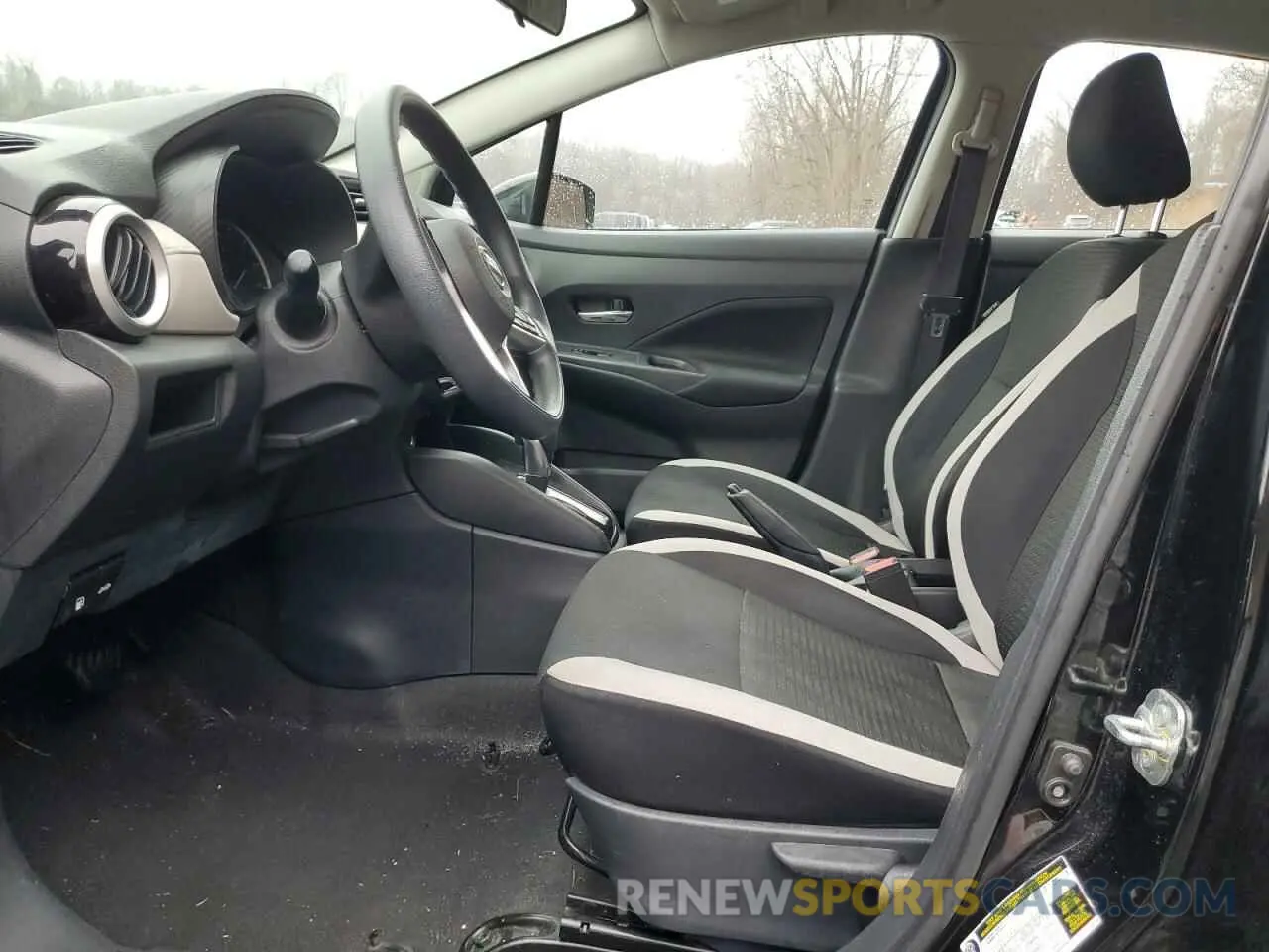 7 Photograph of a damaged car 3N1CN8EV9ML827718 NISSAN VERSA 2021
