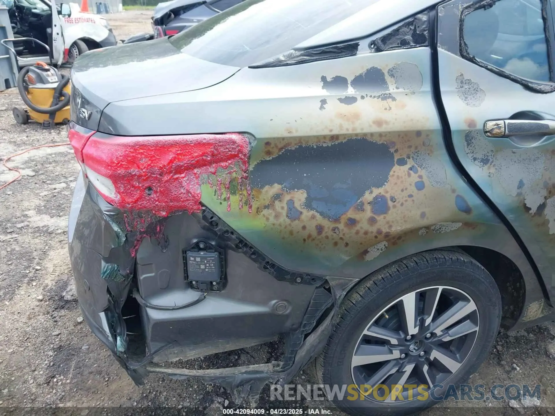 12 Photograph of a damaged car 3N1CN8EV9ML856491 NISSAN VERSA 2021