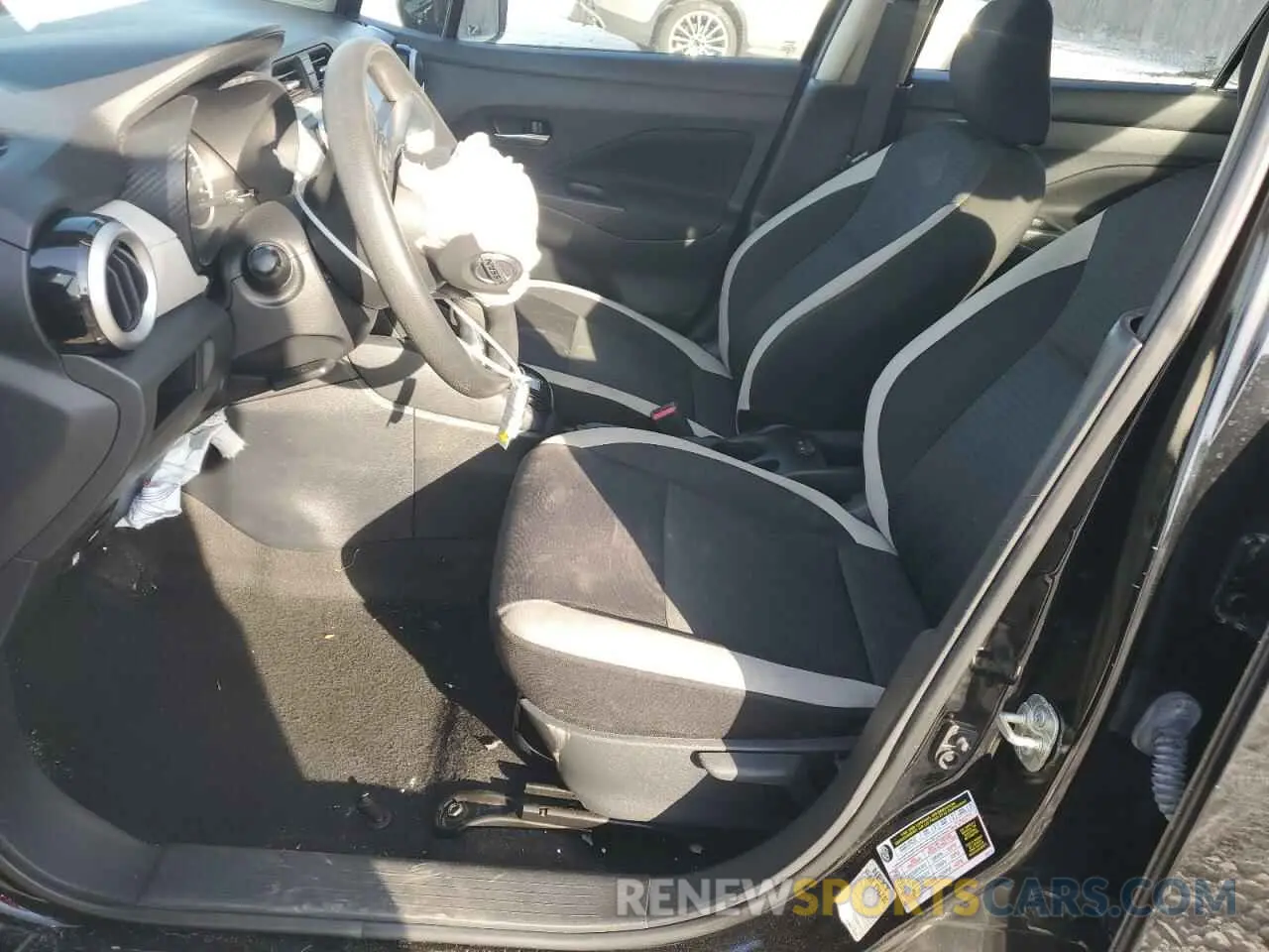 7 Photograph of a damaged car 3N1CN8EV9ML868446 NISSAN VERSA 2021