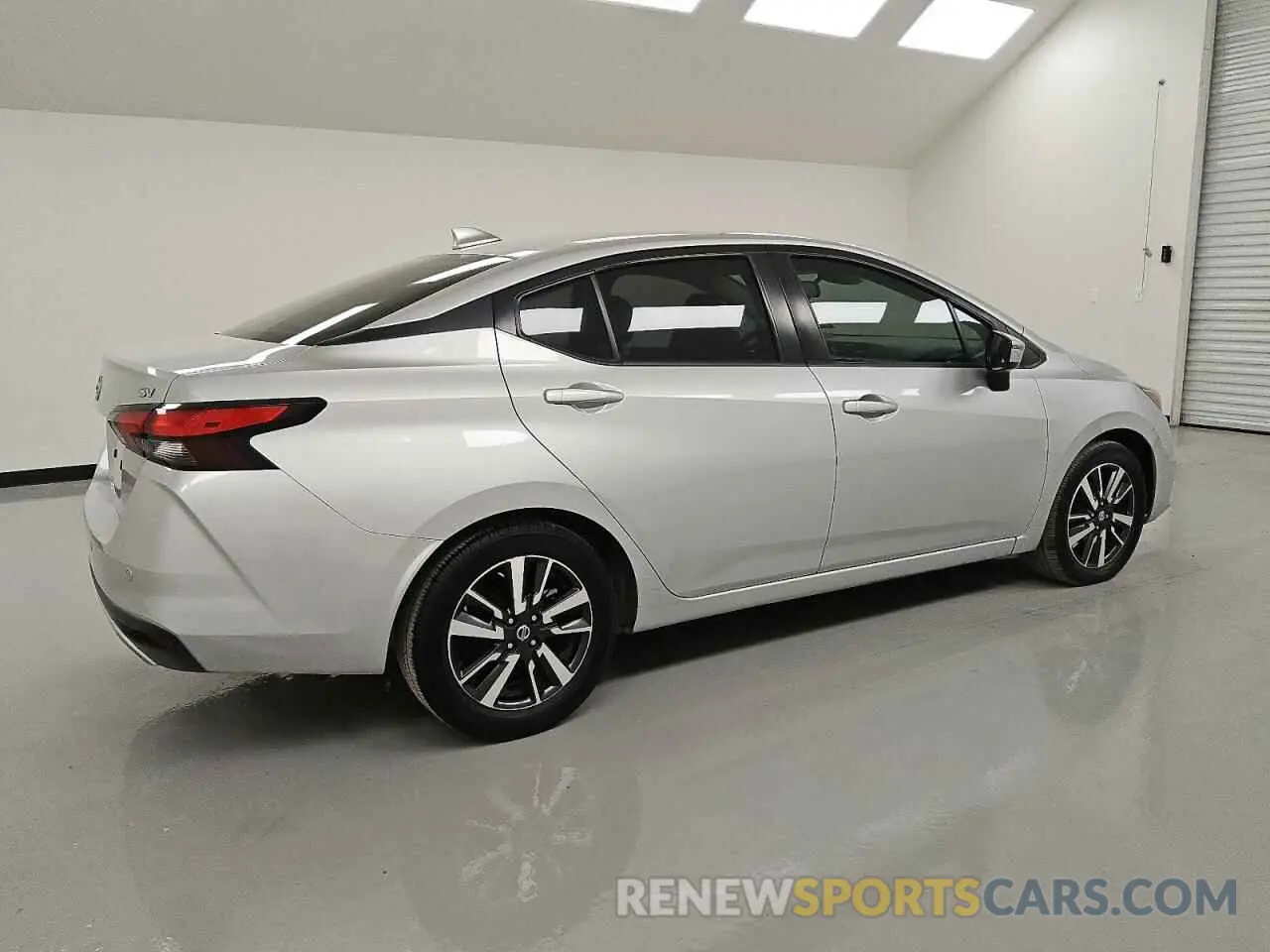 3 Photograph of a damaged car 3N1CN8EVXML816596 NISSAN VERSA 2021