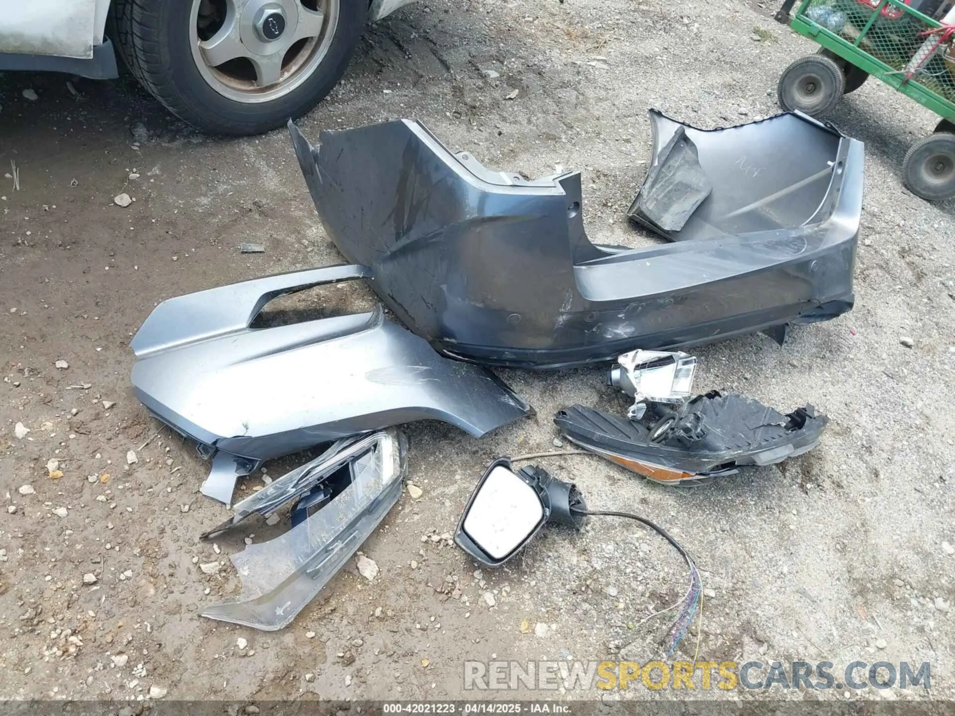 12 Photograph of a damaged car 3N1CN8EVXML831650 NISSAN VERSA 2021