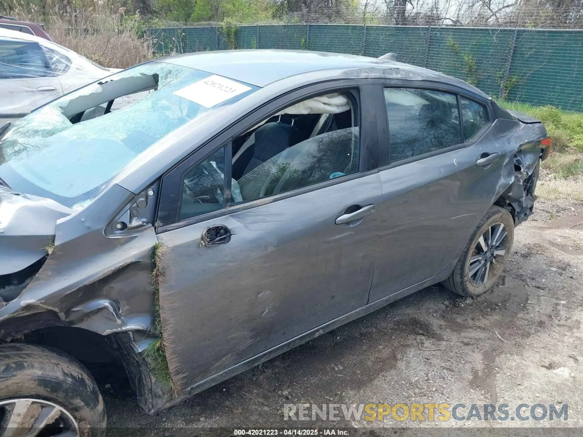18 Photograph of a damaged car 3N1CN8EVXML831650 NISSAN VERSA 2021