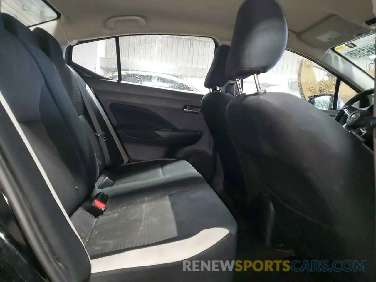 10 Photograph of a damaged car 3N1CN8EVXML834368 NISSAN VERSA 2021