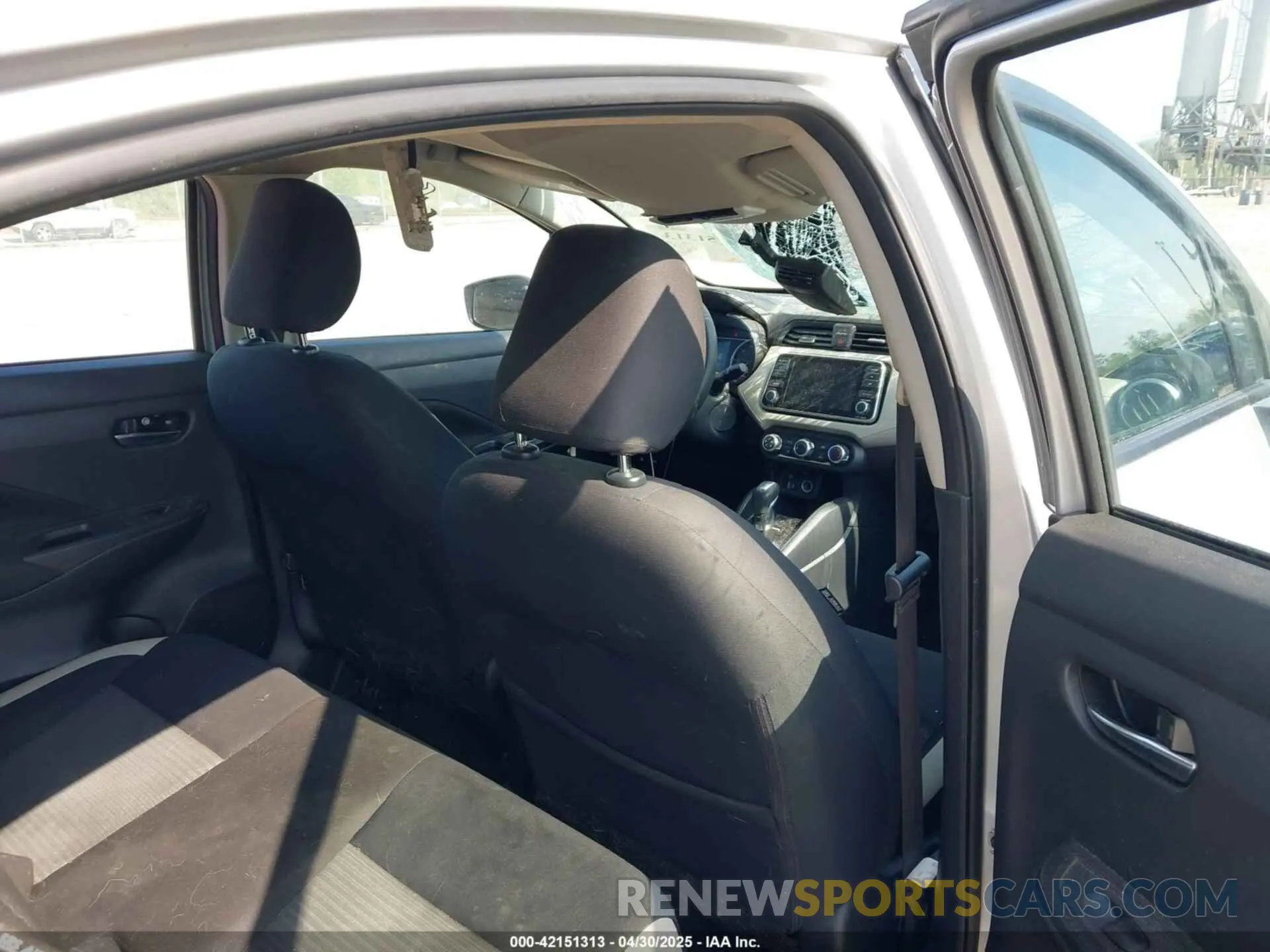 8 Photograph of a damaged car 3N1CN8EVXML850876 NISSAN VERSA 2021
