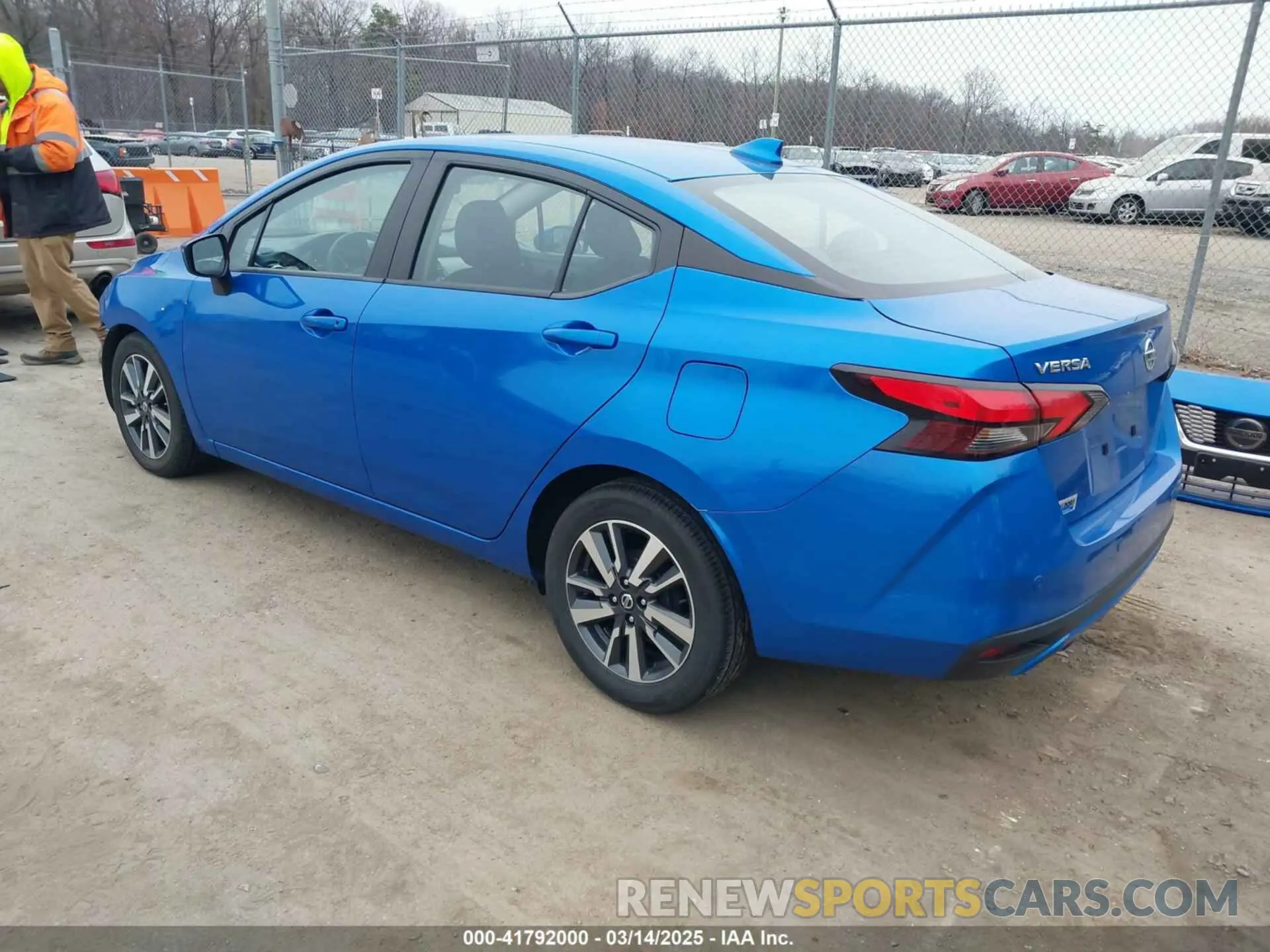 3 Фотография поврежденного автомобиля 3N1CN8EVXML891735 NISSAN VERSA 2021