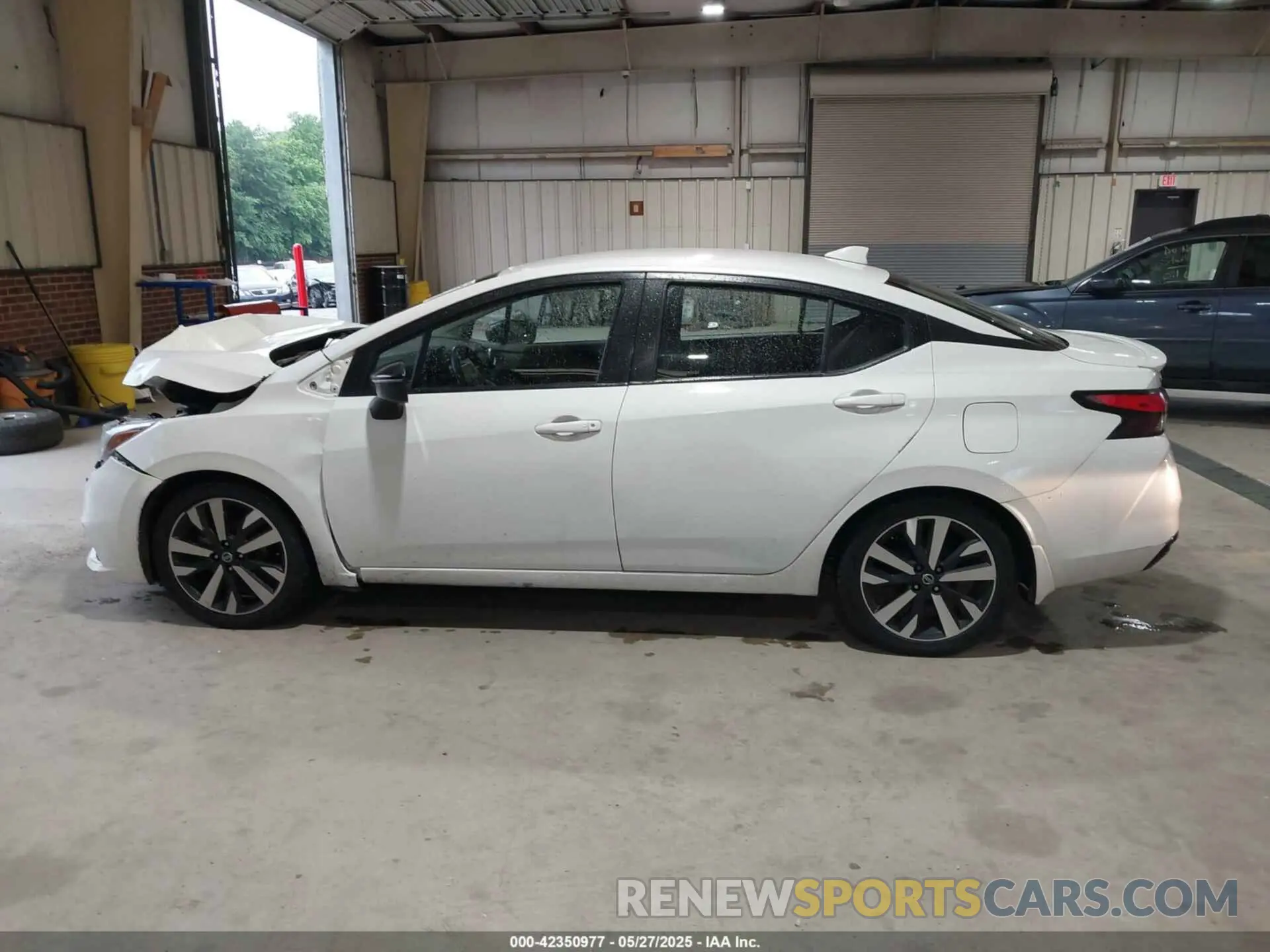 15 Photograph of a damaged car 3N1CN8FV2ML915671 NISSAN VERSA 2021