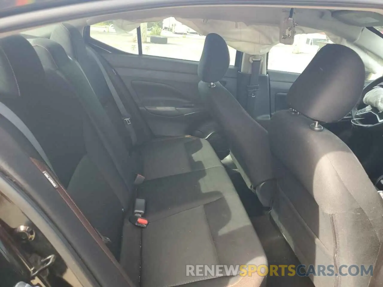 10 Photograph of a damaged car 3N1CN8FV5ML920265 NISSAN VERSA 2021