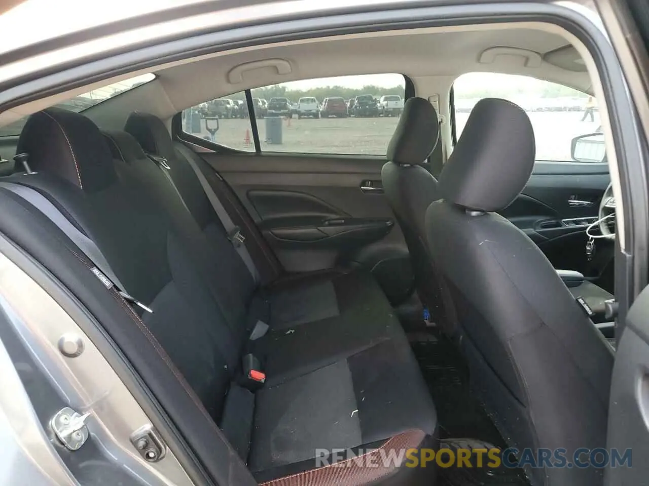 10 Фотография поврежденного автомобиля 3N1CN8FV6ML820515 NISSAN VERSA 2021