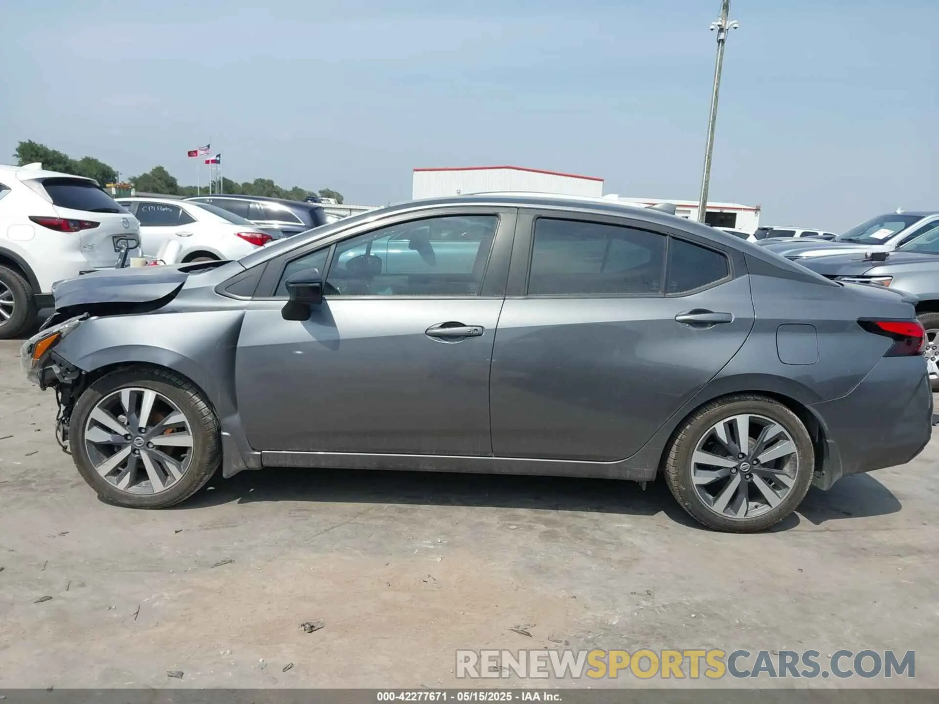 14 Фотография поврежденного автомобиля 3N1CN8FV8ML820600 NISSAN VERSA 2021