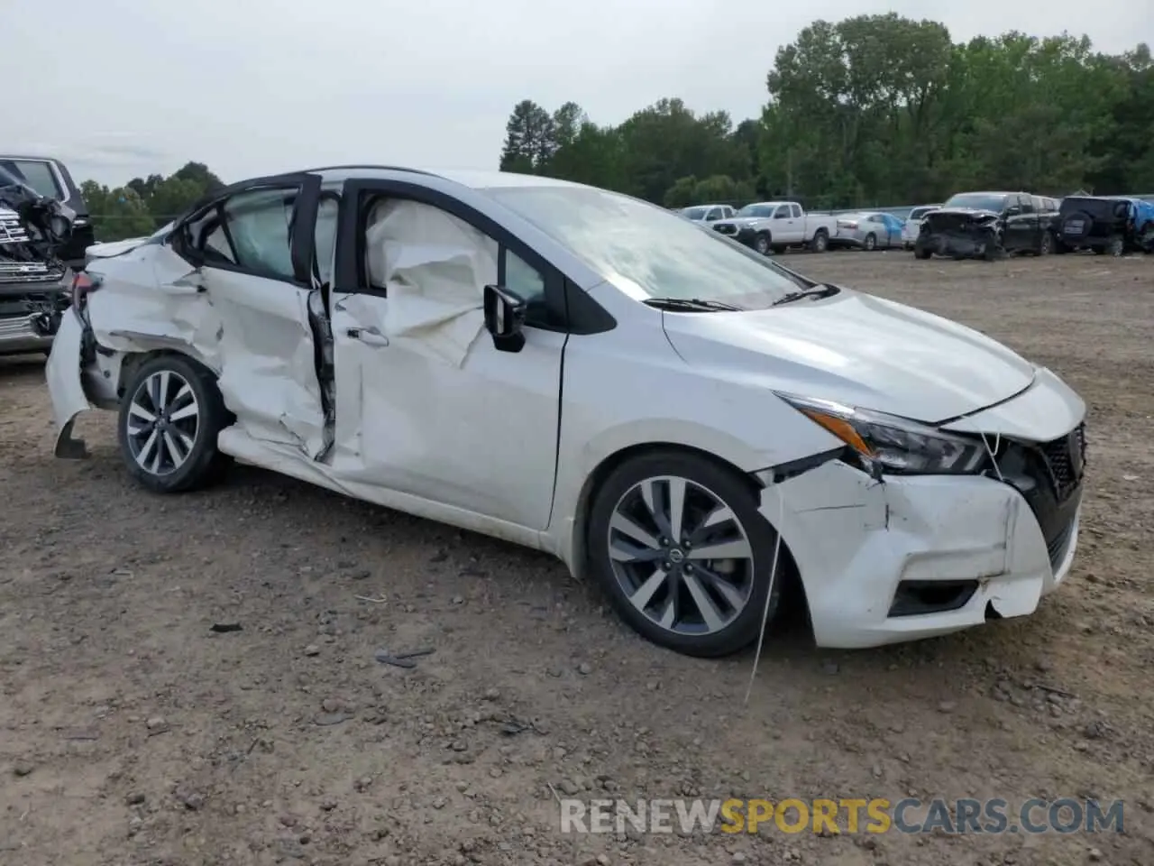 4 Фотография поврежденного автомобиля 3N1CN8FV8ML896737 NISSAN VERSA 2021
