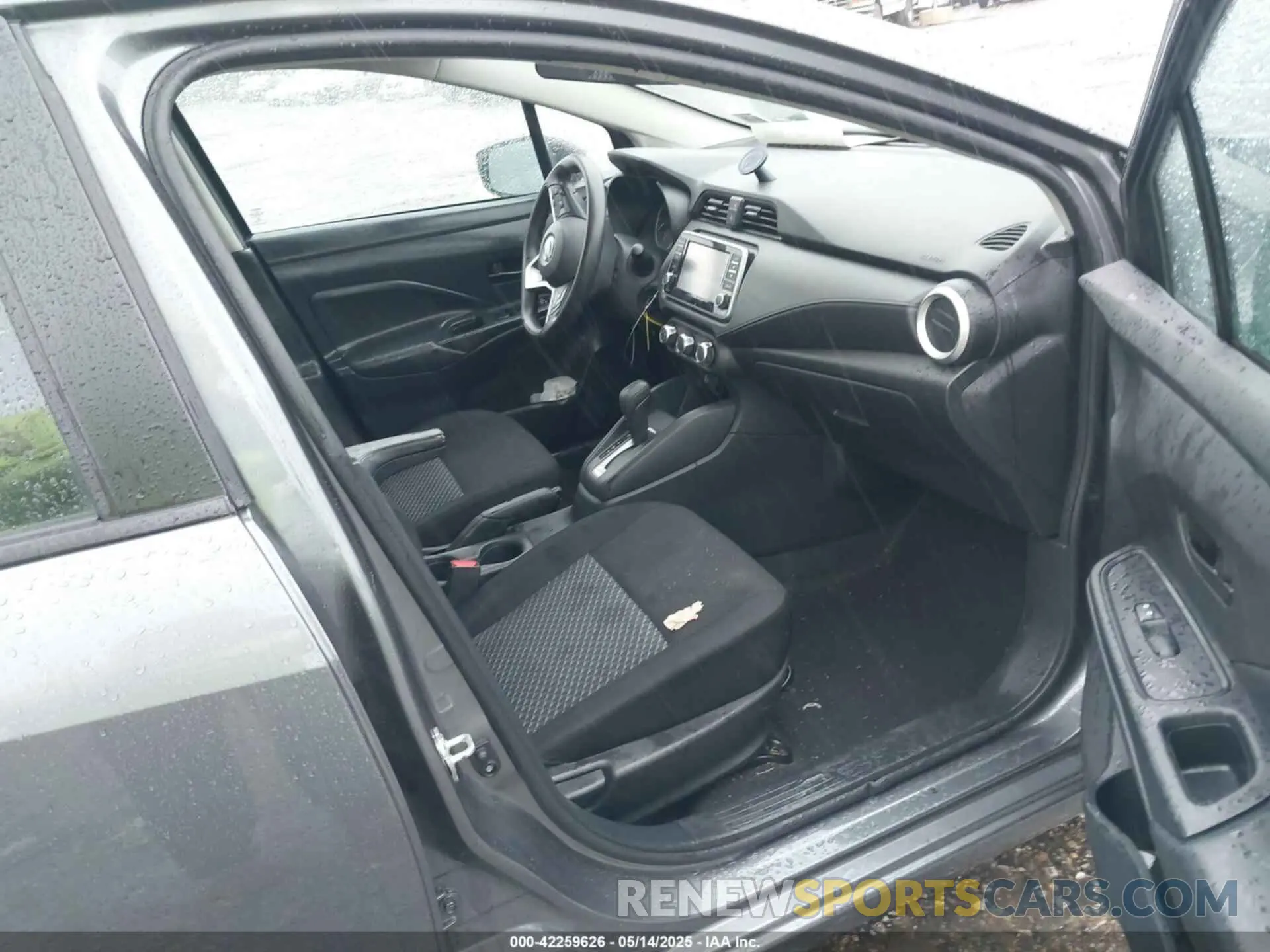 5 Photograph of a damaged car 3N1CN8DV1NL860053 NISSAN VERSA 2022