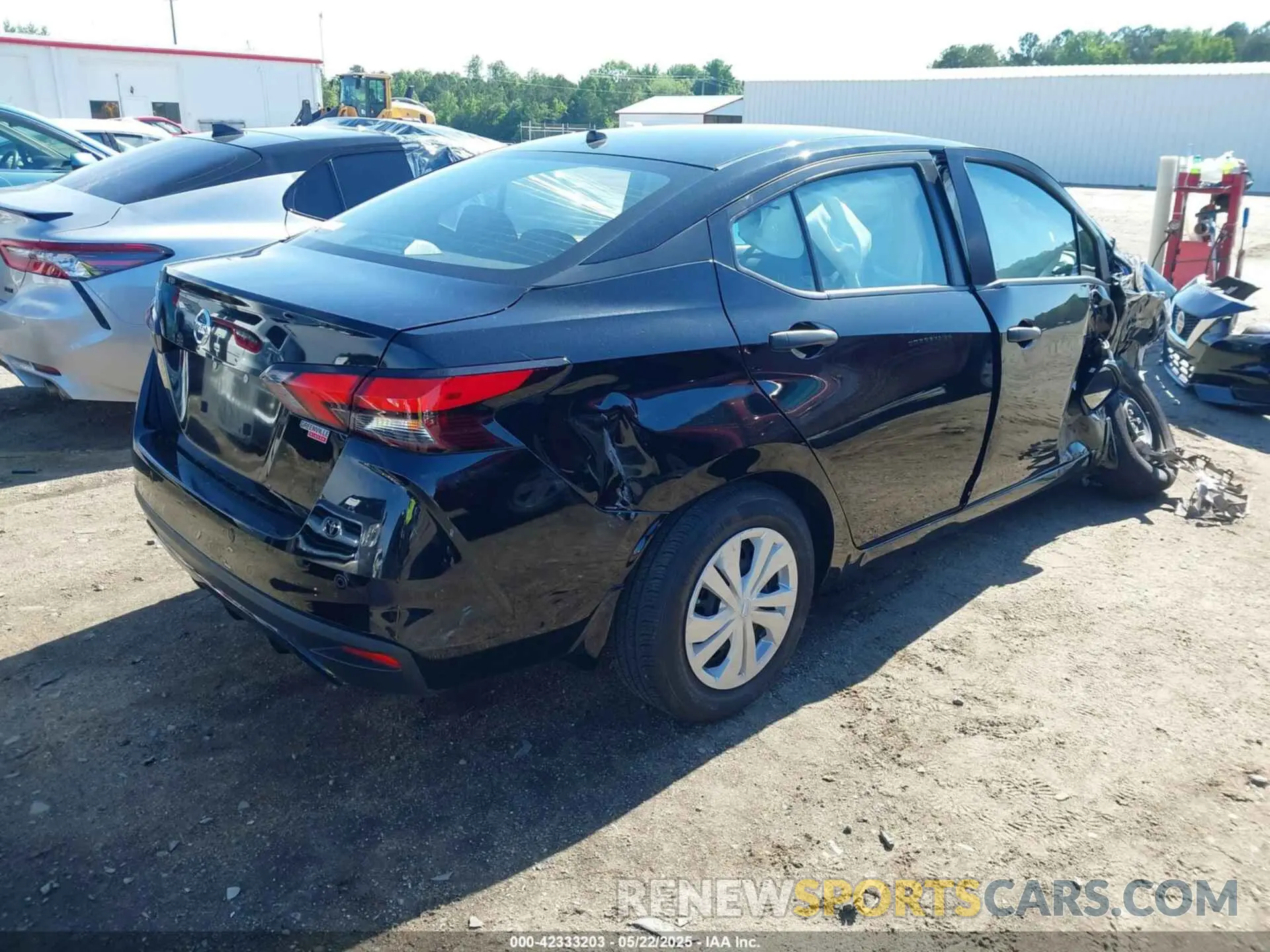 4 Photograph of a damaged car 3N1CN8DV4NL861455 NISSAN VERSA 2022
