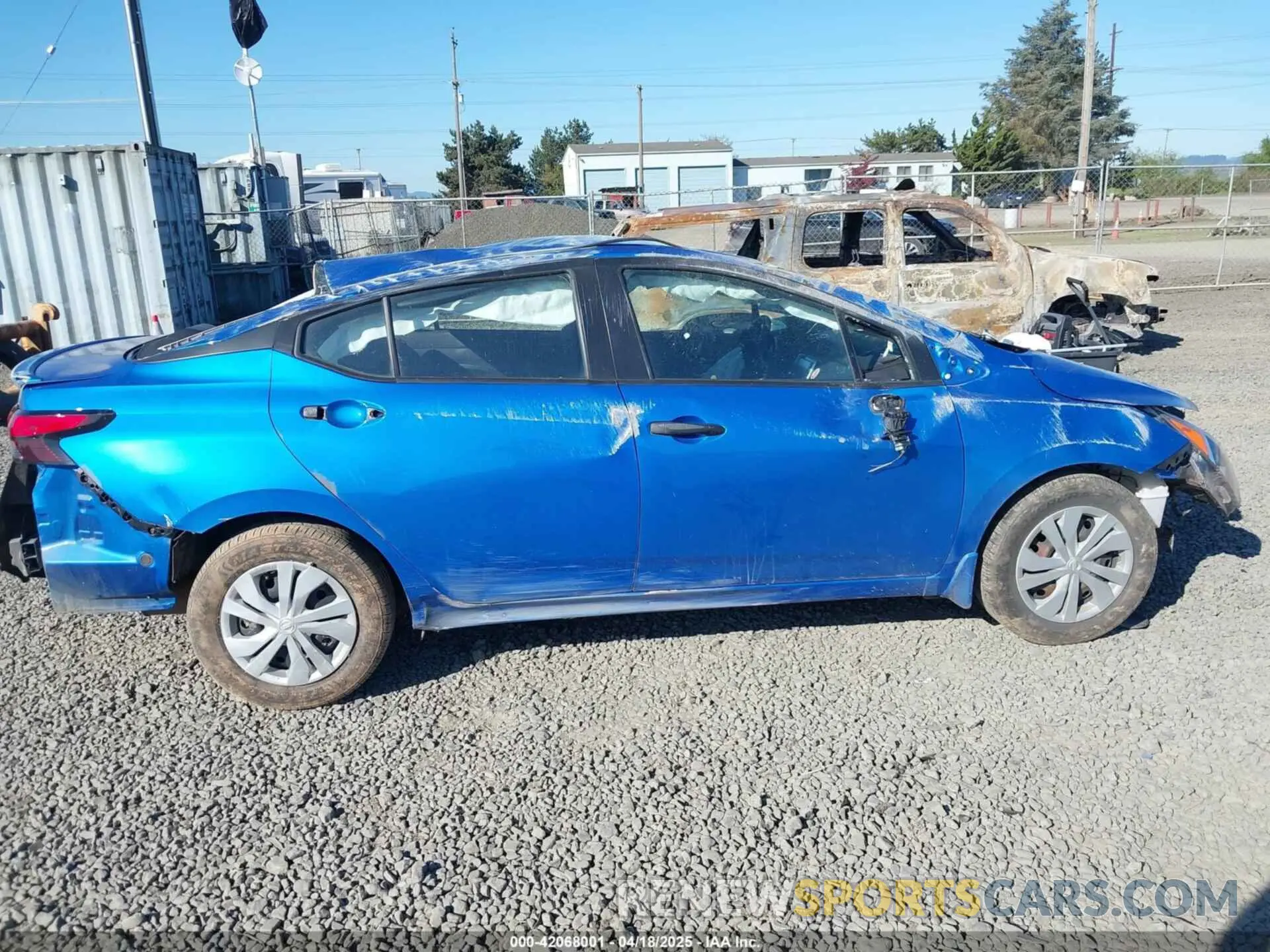 14 Photograph of a damaged car 3N1CN8DV7NL850935 NISSAN VERSA 2022