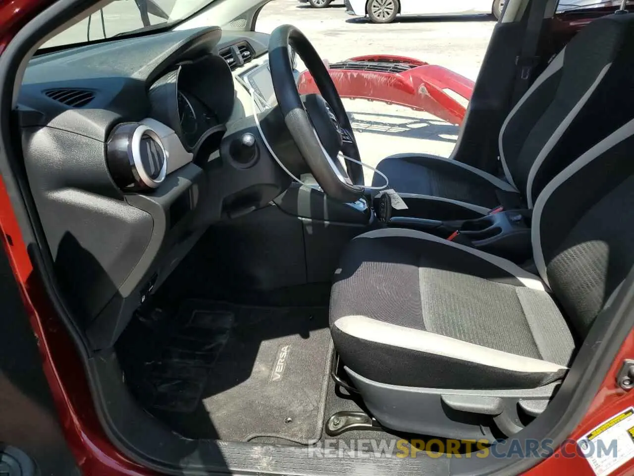 7 Photograph of a damaged car 3N1CN8EV5NL839771 NISSAN VERSA 2022