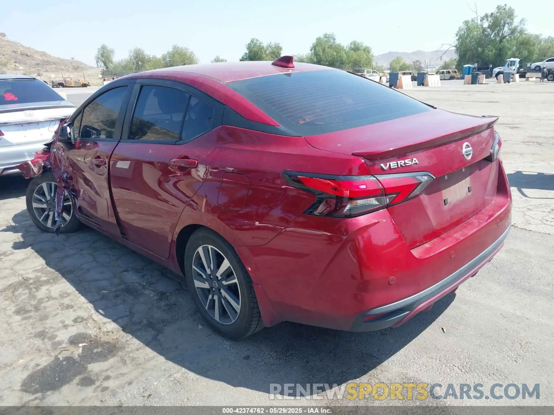3 Фотография поврежденного автомобиля 3N1CN8EV8NL861988 NISSAN VERSA 2022