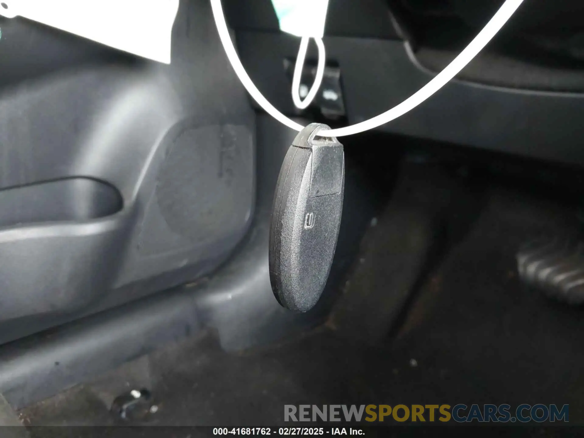 11 Фотография поврежденного автомобиля 3N1CN8FV0NL867752 NISSAN VERSA 2022