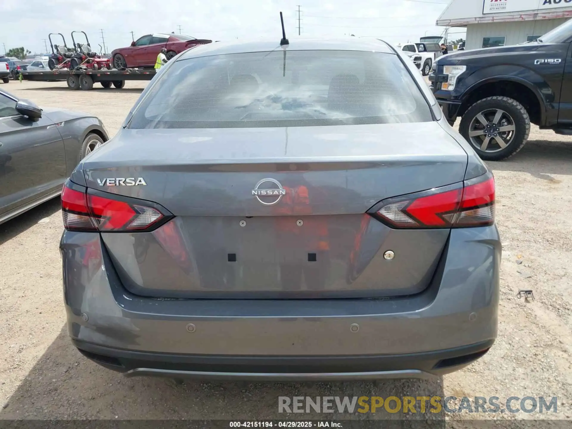 17 Photograph of a damaged car 3N1CN8DV8PL831846 NISSAN VERSA 2023