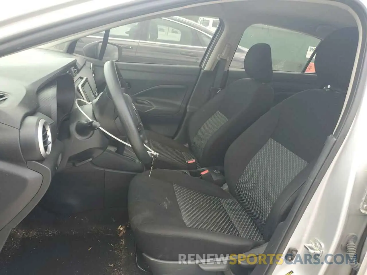 7 Фотография поврежденного автомобиля 3N1CN8DV9PL830222 NISSAN VERSA 2023