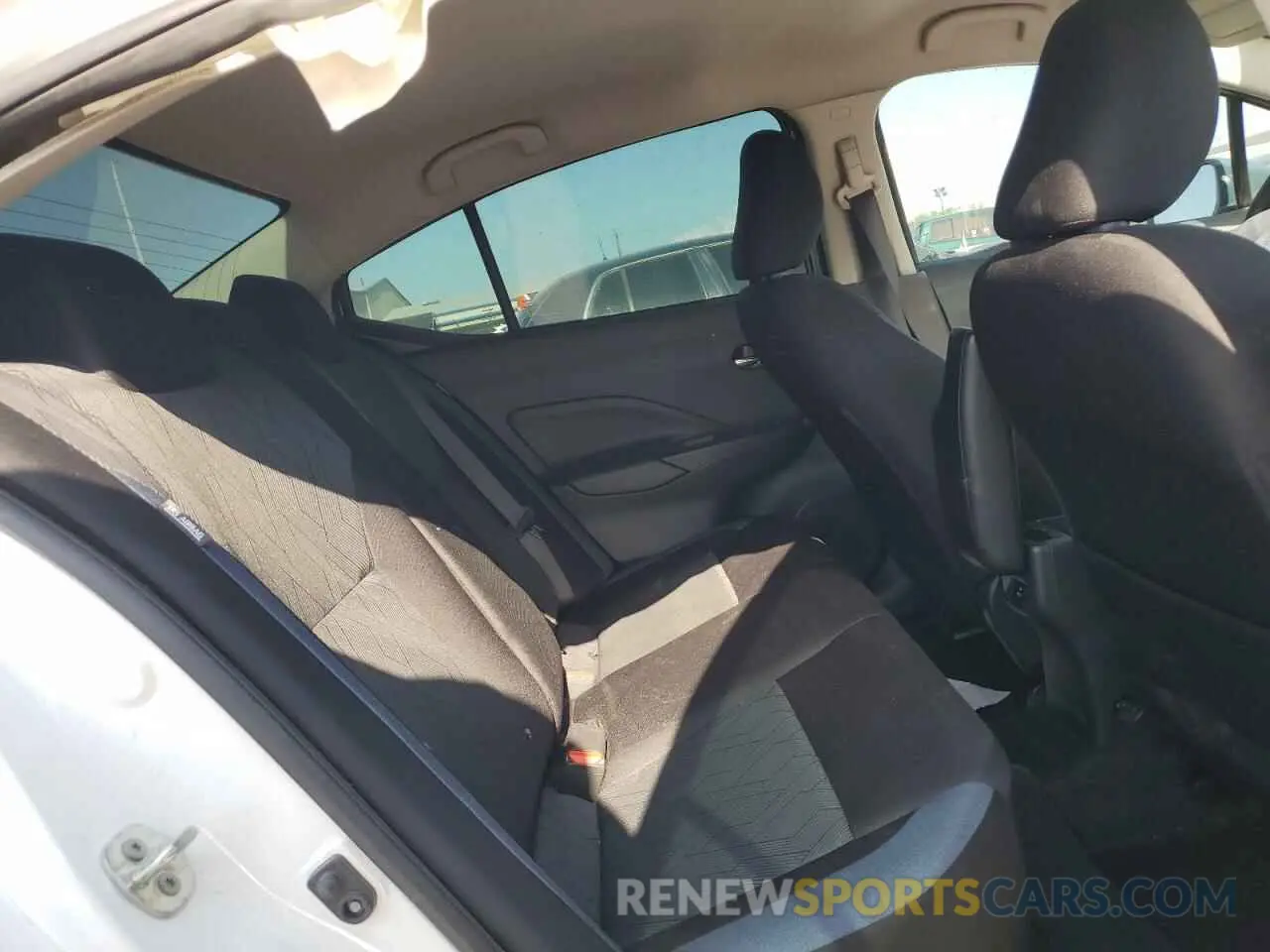 10 Photograph of a damaged car 3N1CN8EV5PL874233 NISSAN VERSA 2023