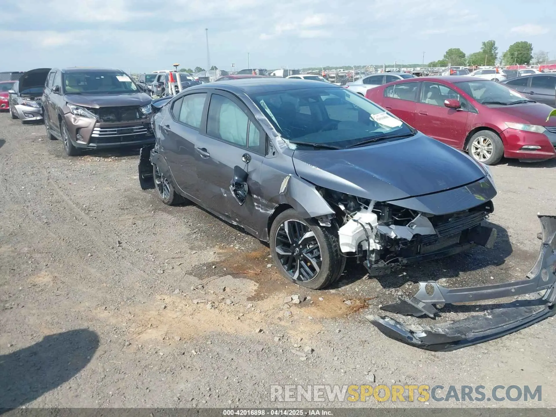 1 Фотография поврежденного автомобиля 3N1CN8FV9PL860303 NISSAN VERSA 2023