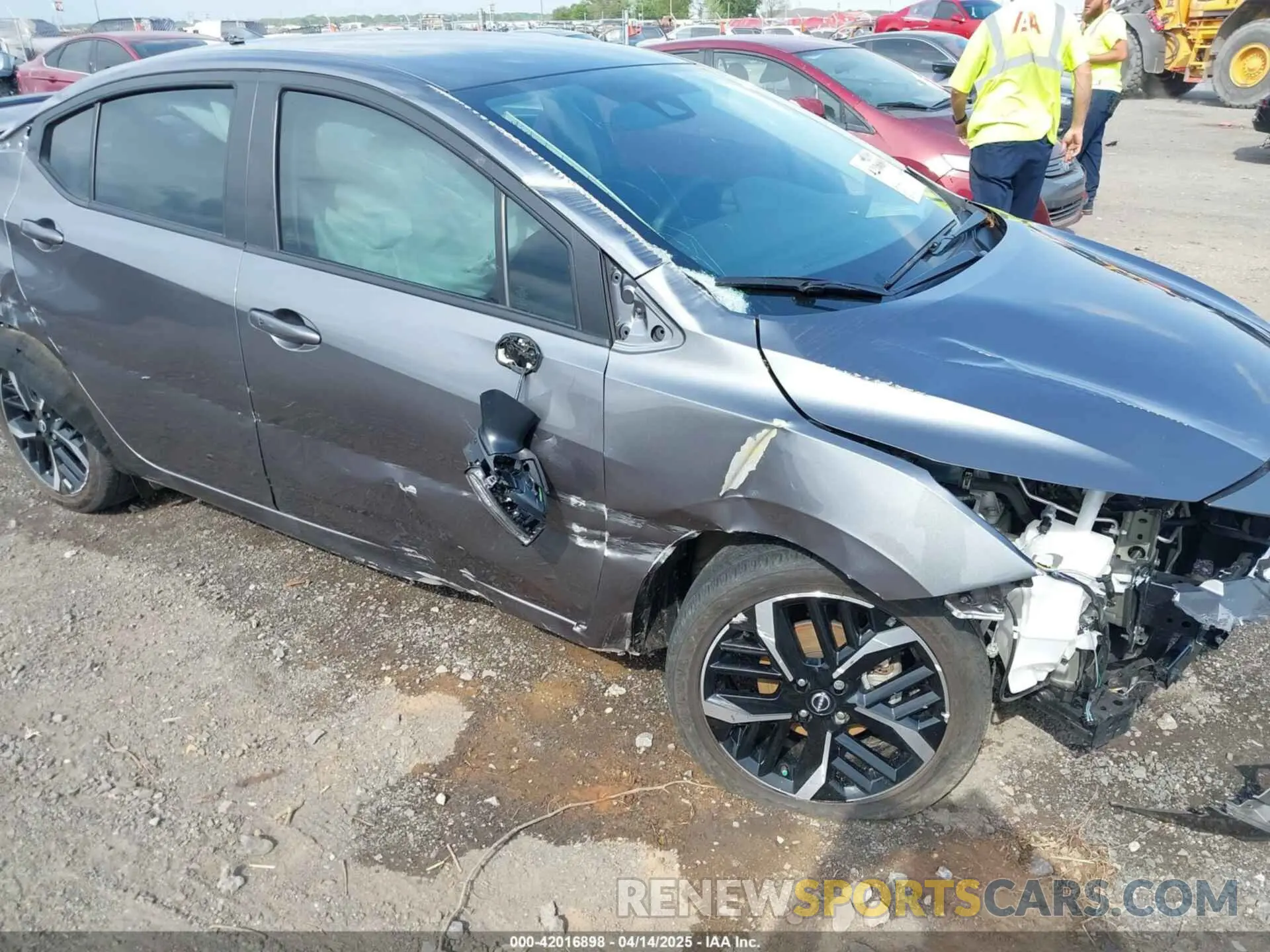 17 Фотография поврежденного автомобиля 3N1CN8FV9PL860303 NISSAN VERSA 2023