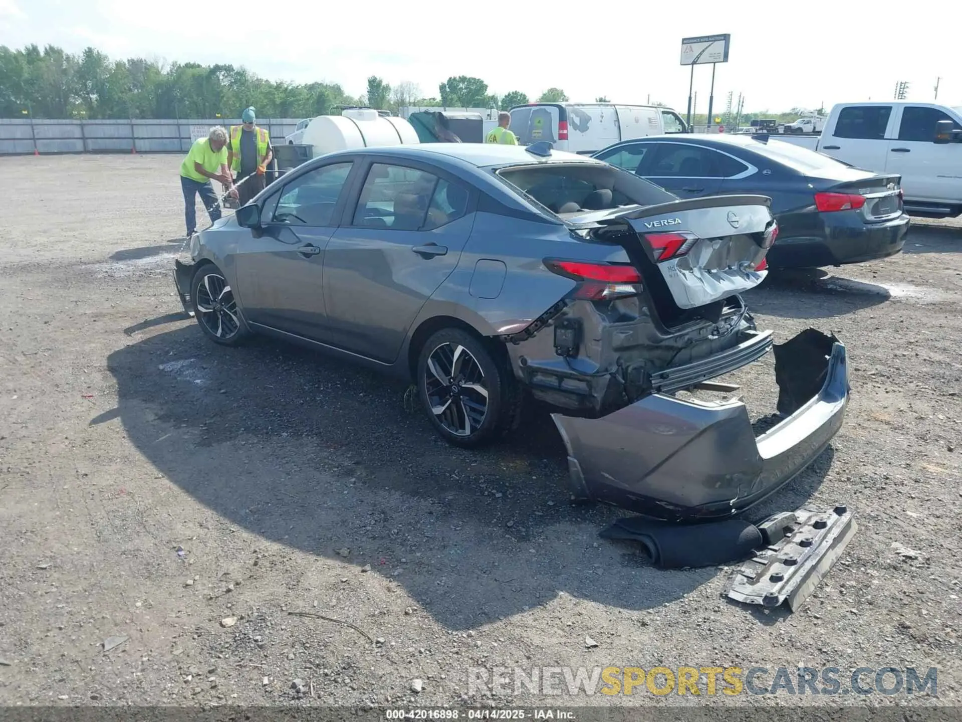 3 Фотография поврежденного автомобиля 3N1CN8FV9PL860303 NISSAN VERSA 2023