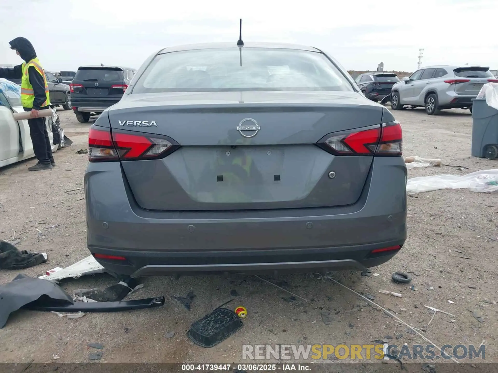 17 Фотография поврежденного автомобиля 3N1CN8DV2RL826287 NISSAN VERSA 2024