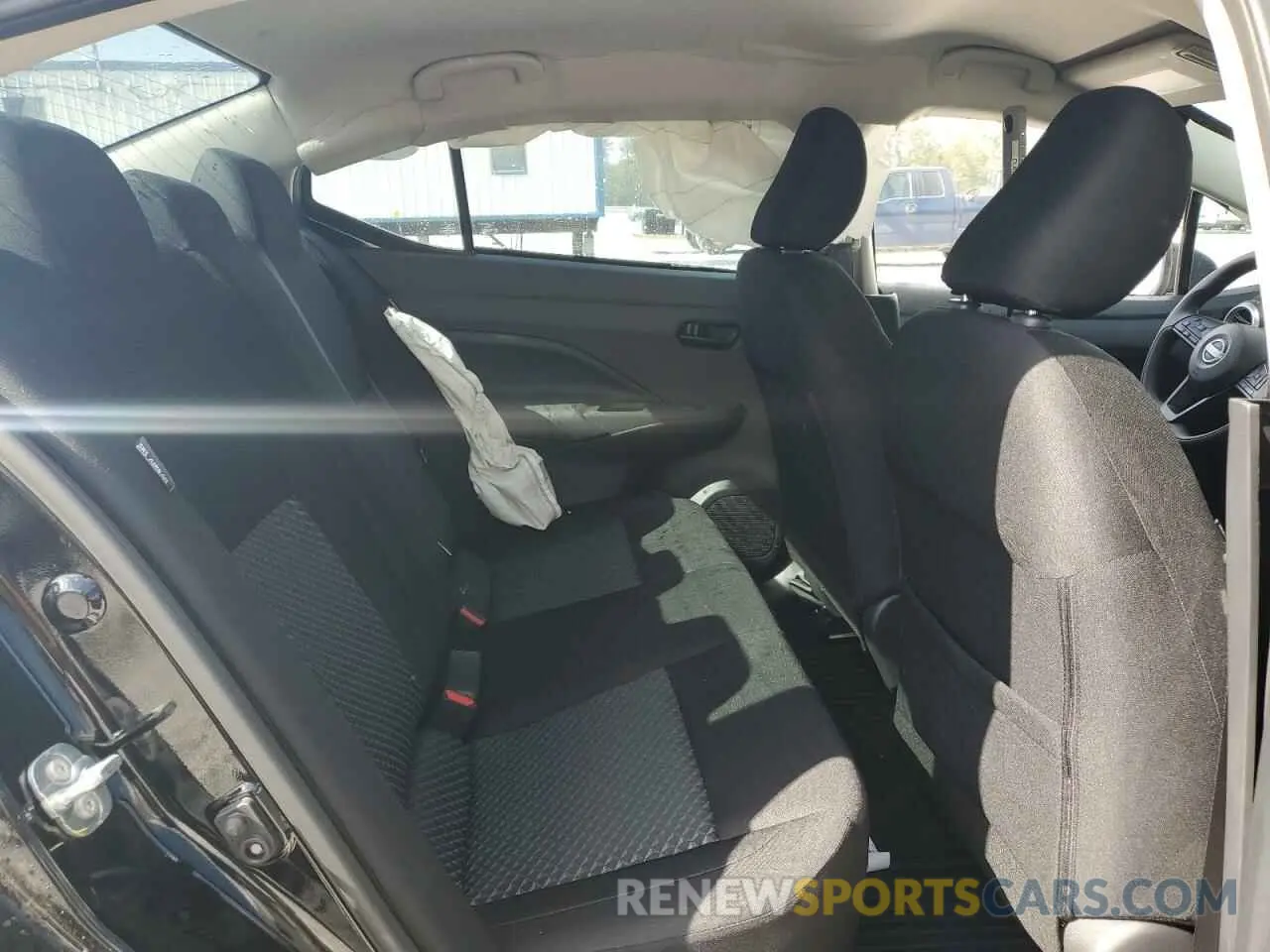 10 Фотография поврежденного автомобиля 3N1CN8DV2RL930567 NISSAN VERSA 2024